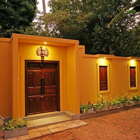 Villa Sanni 18 Хиккадува Экстерьер фото